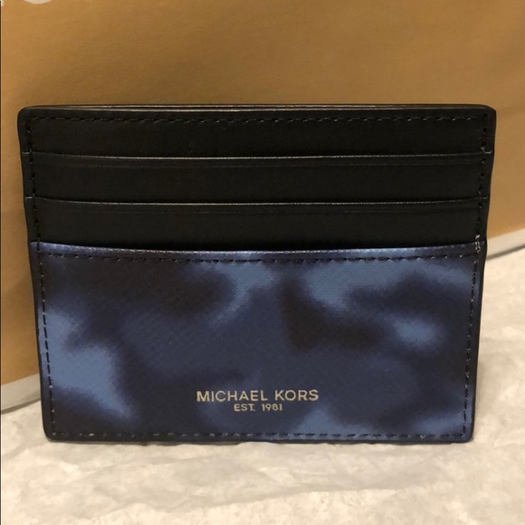 🆕 Michael Kors MK Tall Card Case Wallet Camo Blue - Picture 2 of 4